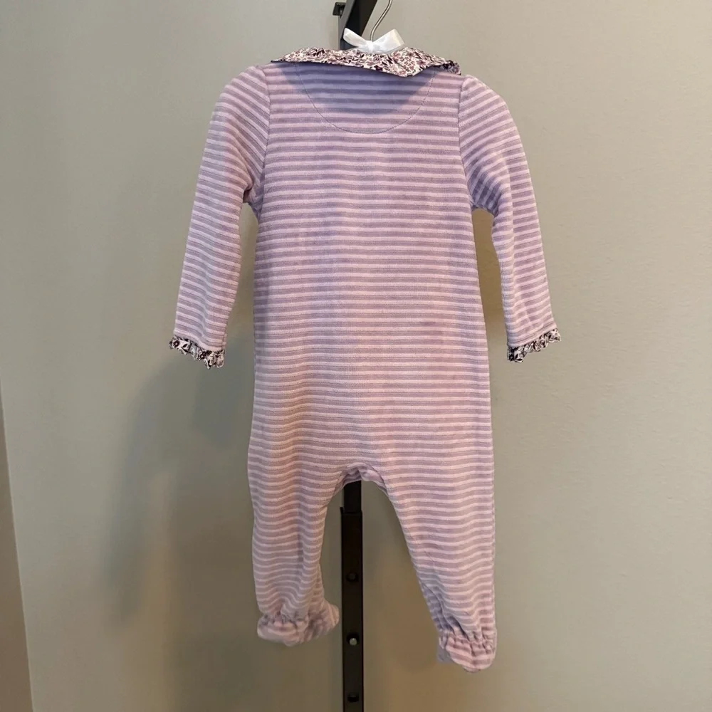 New! Cupcakes and Cashmere soft velvet infant sleeper with matching lovey 3-6 M